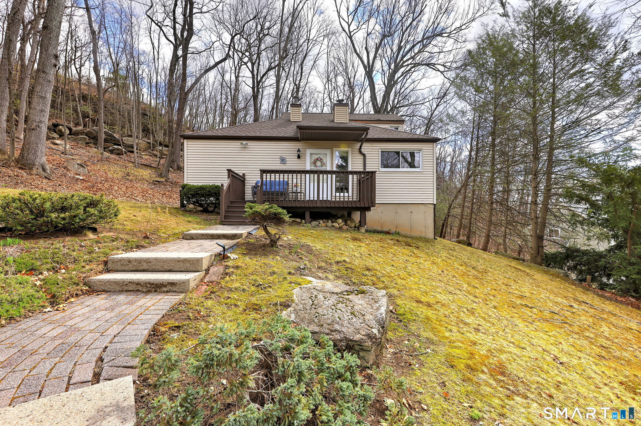 41 Chatham Lane Bristol CT 06010