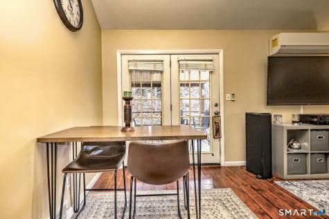 41 Chatham Lane Bristol CT 06010
