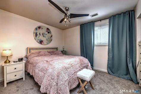 41 Chatham Lane Bristol CT 06010