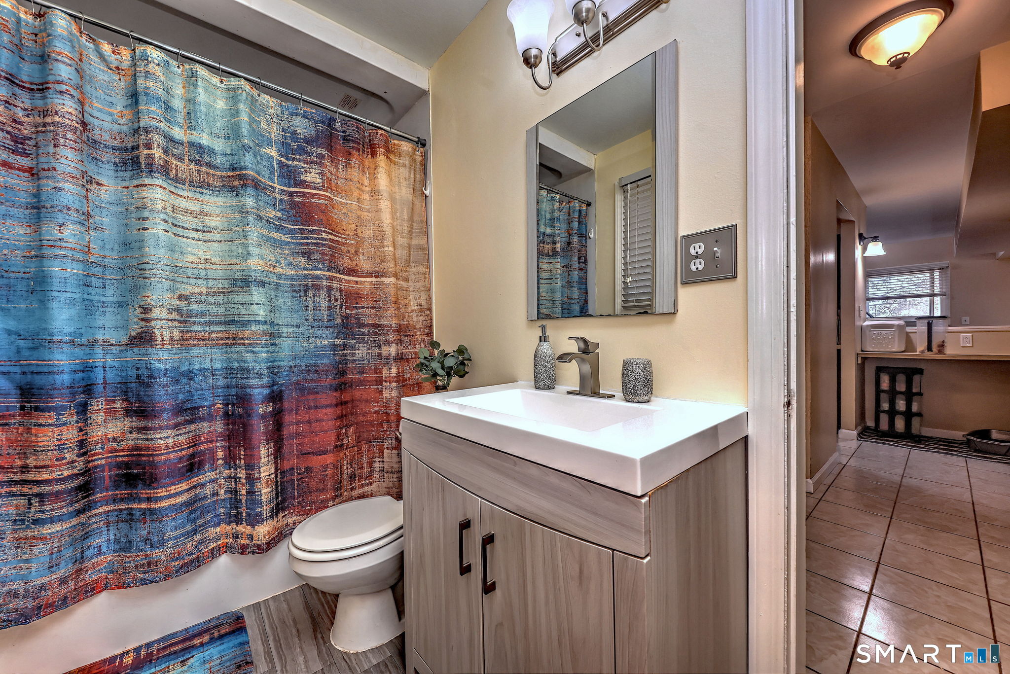 41 Chatham Lane Bristol CT 06010
