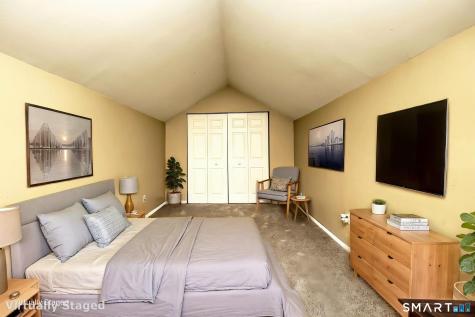 41 Chatham Lane Bristol CT 06010