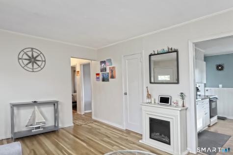 105 Skyline Drive West Haven CT 06516