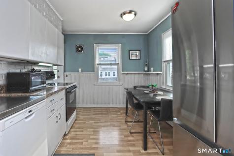 105 Skyline Drive West Haven CT 06516