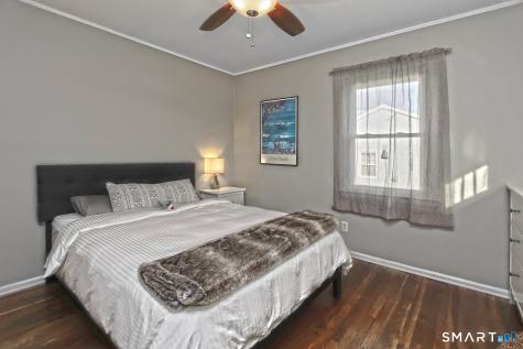 105 Skyline Drive West Haven CT 06516