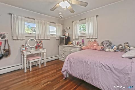 105 Skyline Drive West Haven CT 06516