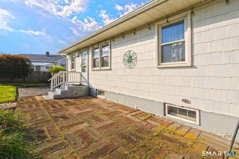 105 Skyline Drive West Haven CT 06516