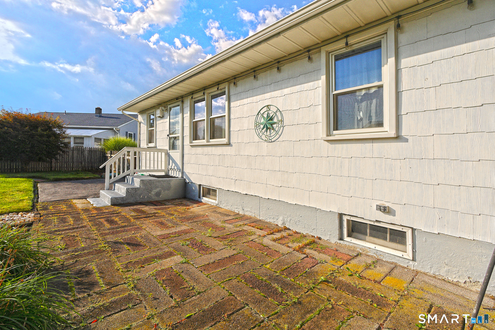 105 Skyline Drive West Haven CT 06516
