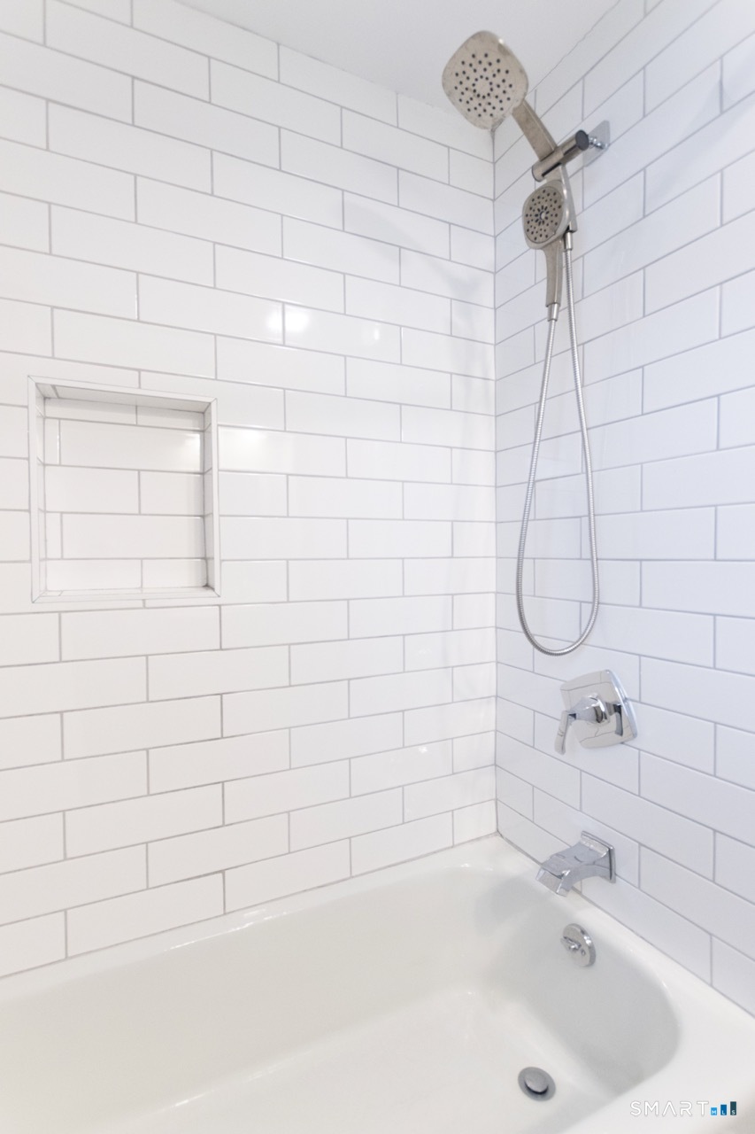 18 Maple Street Trumbull CT 06611
