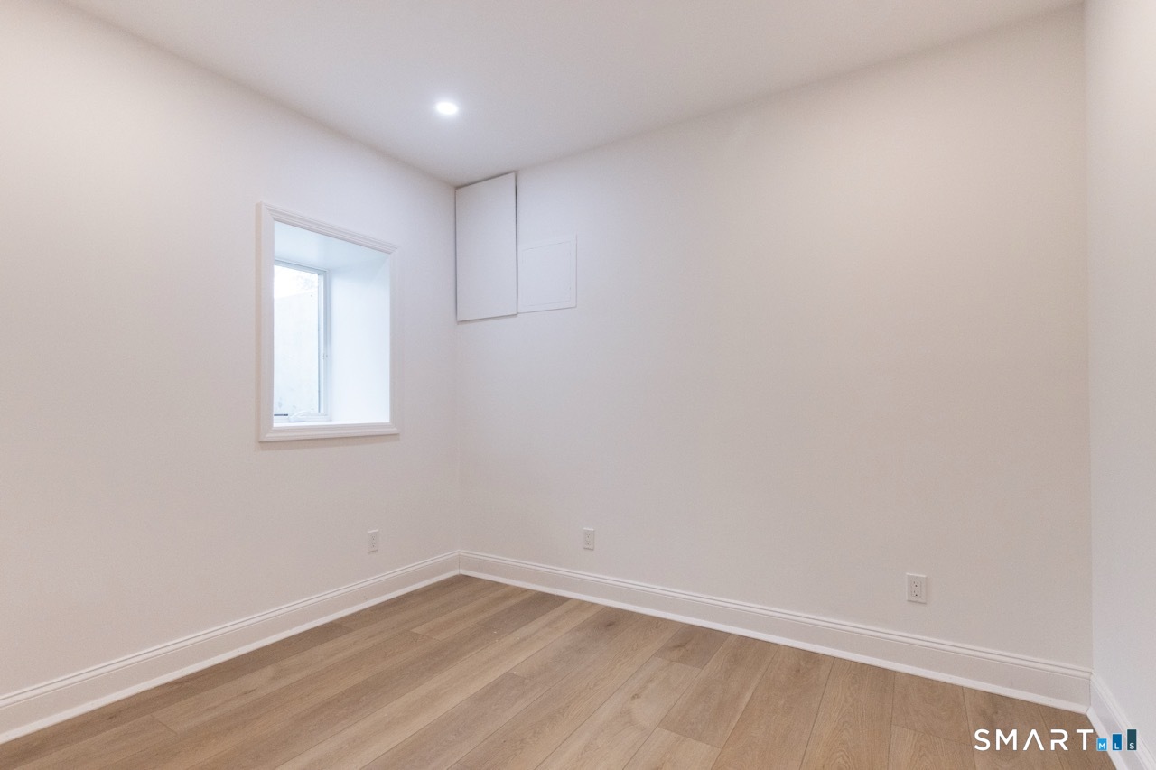 18 Maple Street Trumbull CT 06611