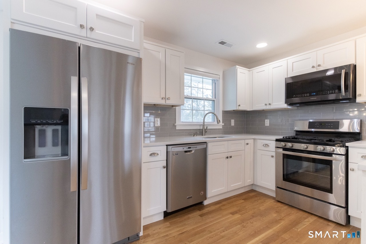 18 Maple Street Trumbull CT 06611