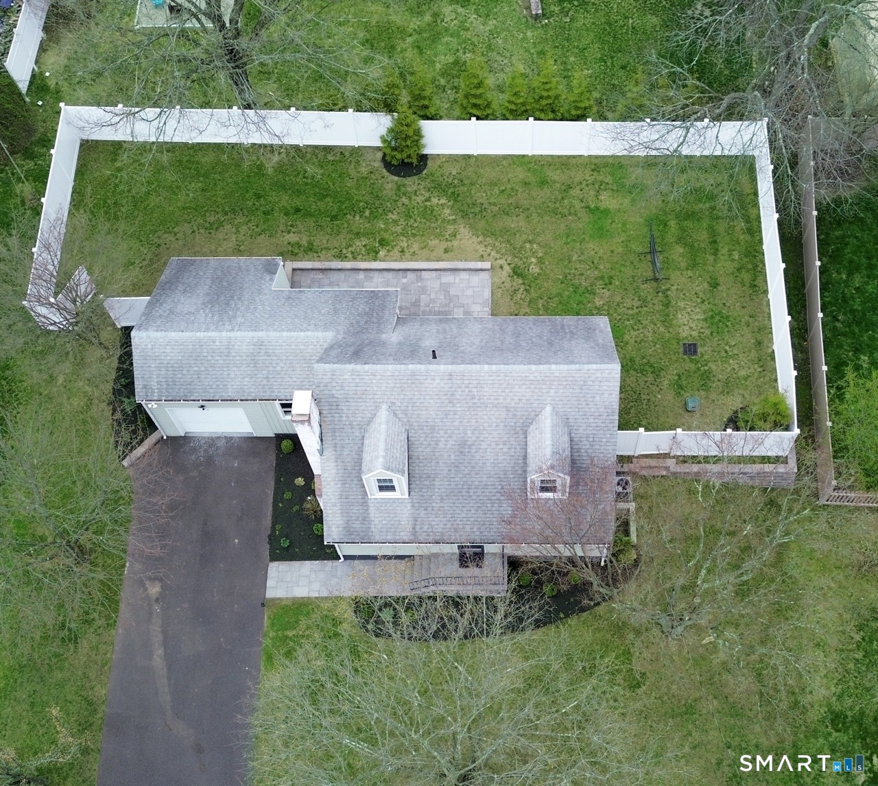 18 Maple Street Trumbull CT 06611