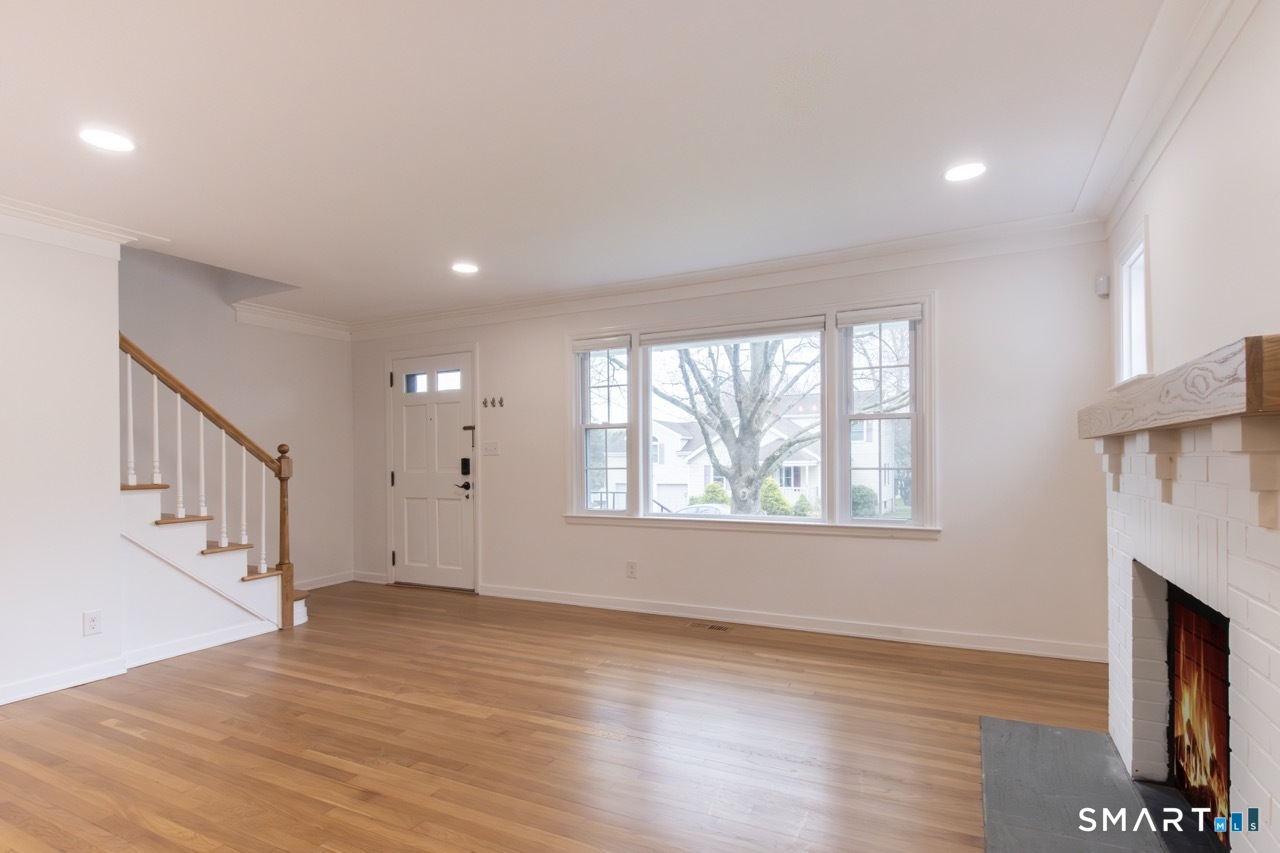 18 Maple Street Trumbull CT 06611