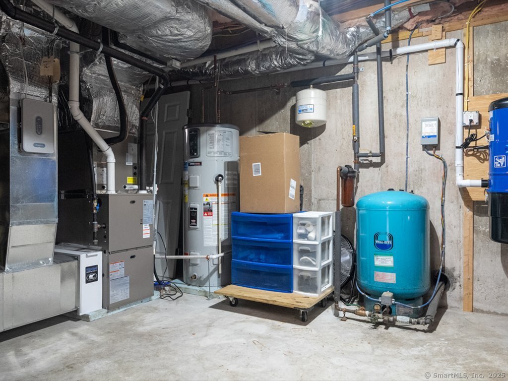 76 Fortins Cove Griswold CT 06351