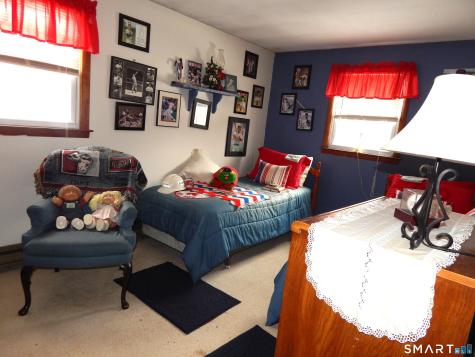 16 Frankie Lane Plymouth CT 06786