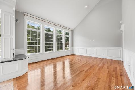 4 Romano Court Farmington CT 06032