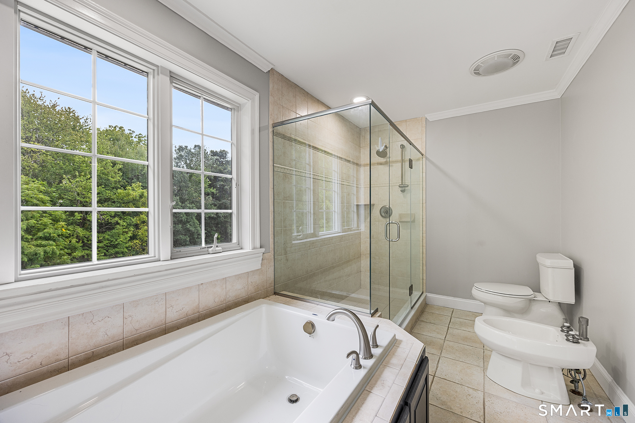 4 Romano Court Farmington CT 06032