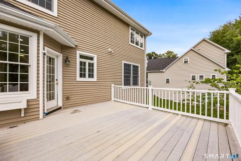 4 Romano Court Farmington CT 06032