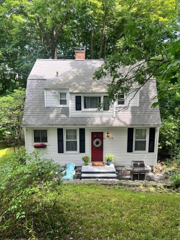 8 Maynard Avenue Waterbury CT 06708