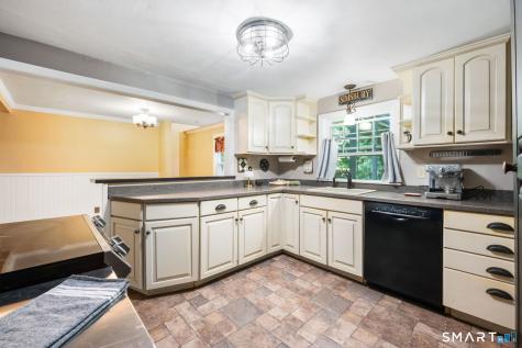 44 Climax Road Simsbury CT 06070