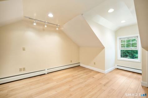 44 Climax Road Simsbury CT 06070