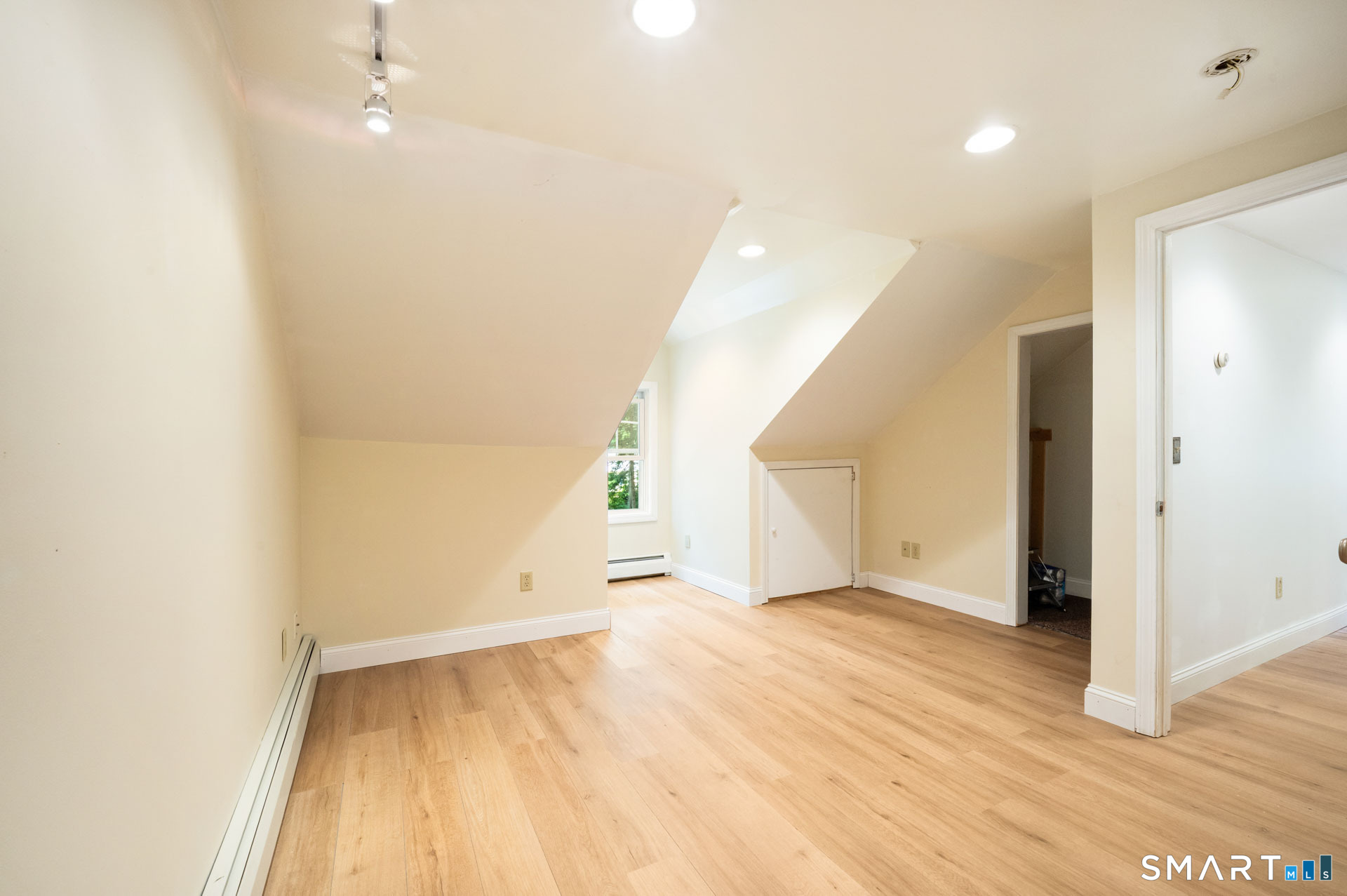 44 Climax Road Simsbury CT 06070