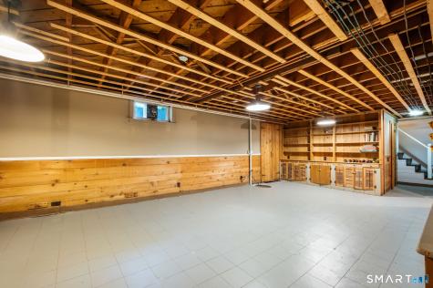 44 Climax Road Simsbury CT 06070