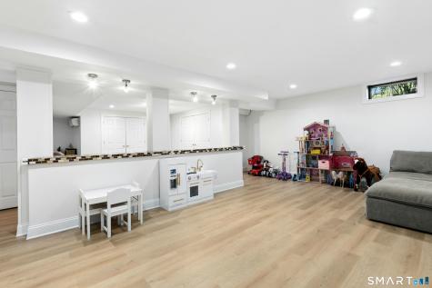 81 Pine Hill Road New Fairfield CT 06812
