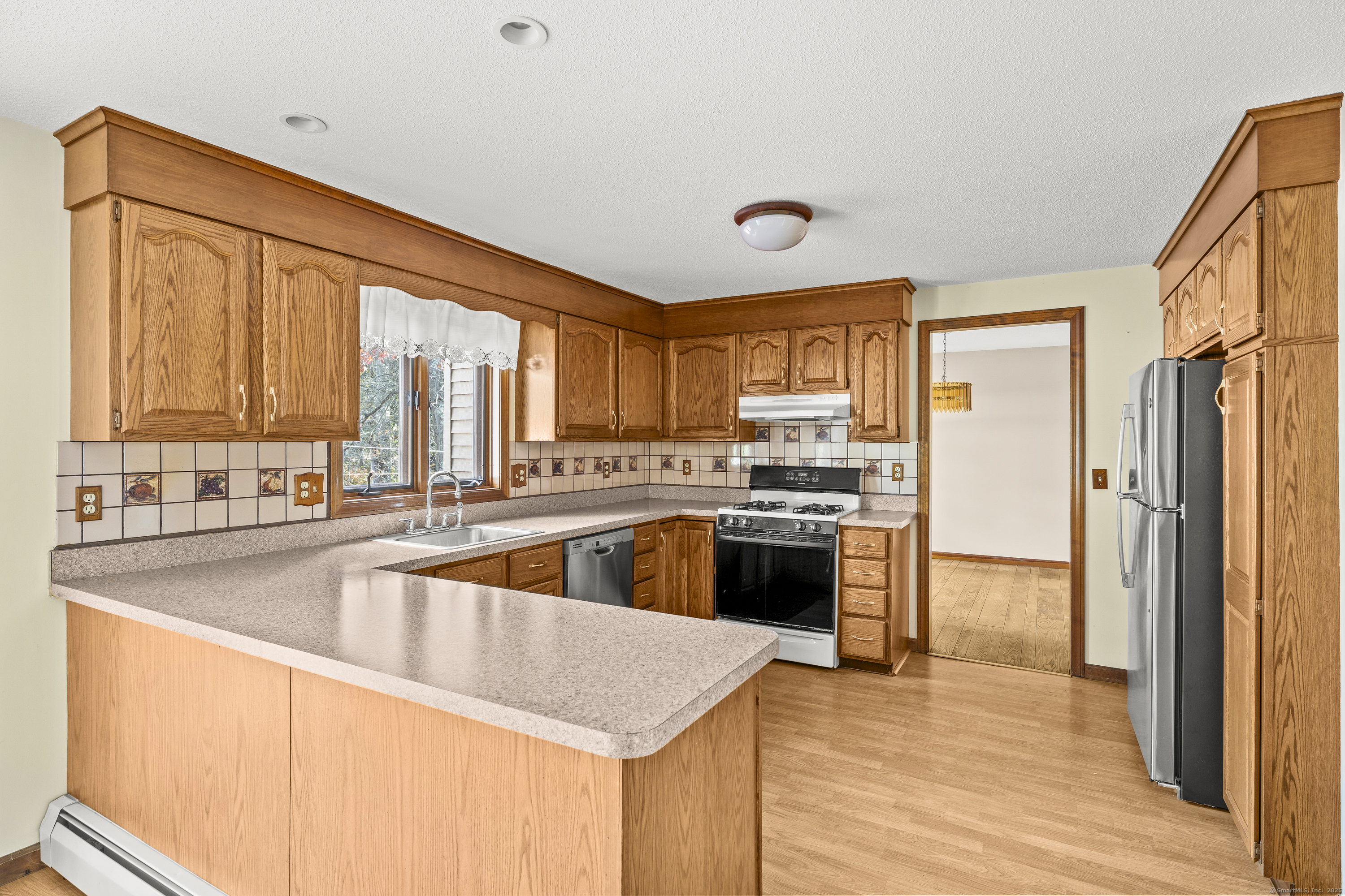 40 Melody Lane East Hartford CT 06118