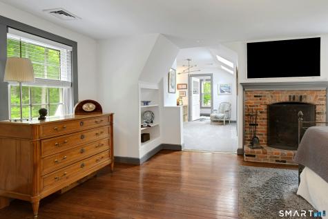 1488 Sturges Highway Fairfield CT 06880