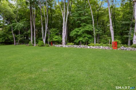 1488 Sturges Highway Fairfield CT 06880