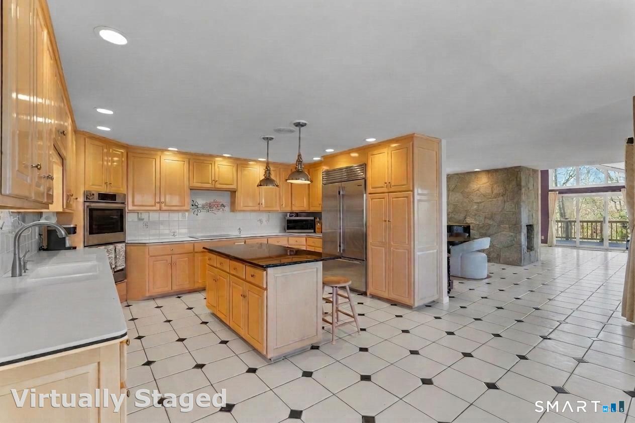 81 Georges Lane Monroe CT 06468