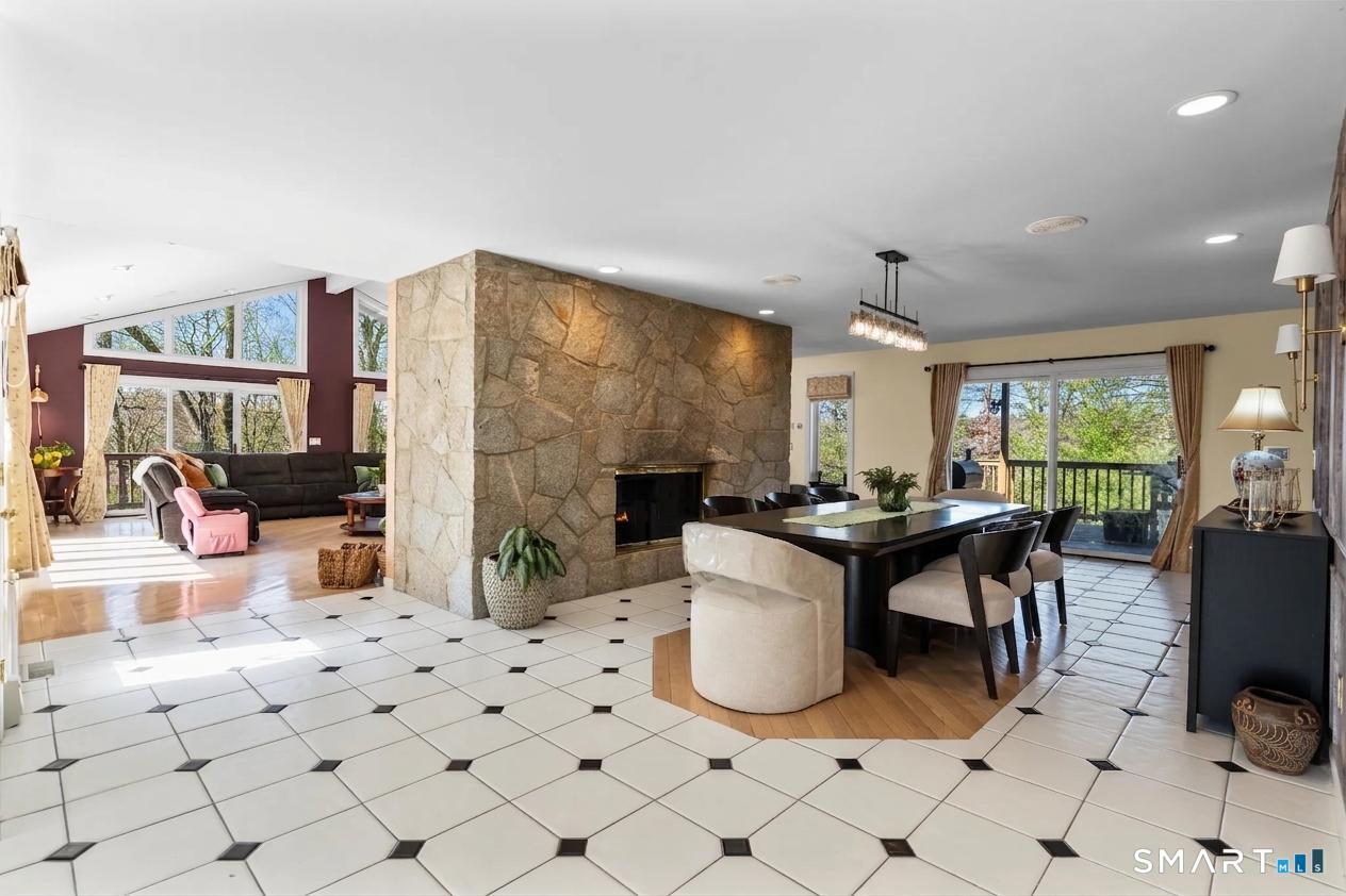 81 Georges Lane Monroe CT 06468
