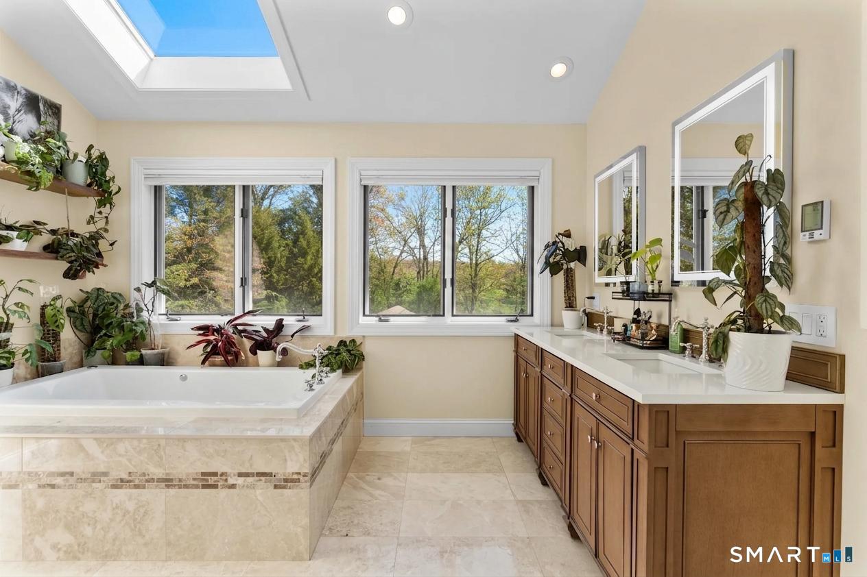 81 Georges Lane Monroe CT 06468