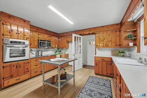 17 Driftwood Lane Norwalk CT 06851