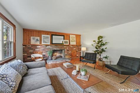 17 Driftwood Lane Norwalk CT 06851
