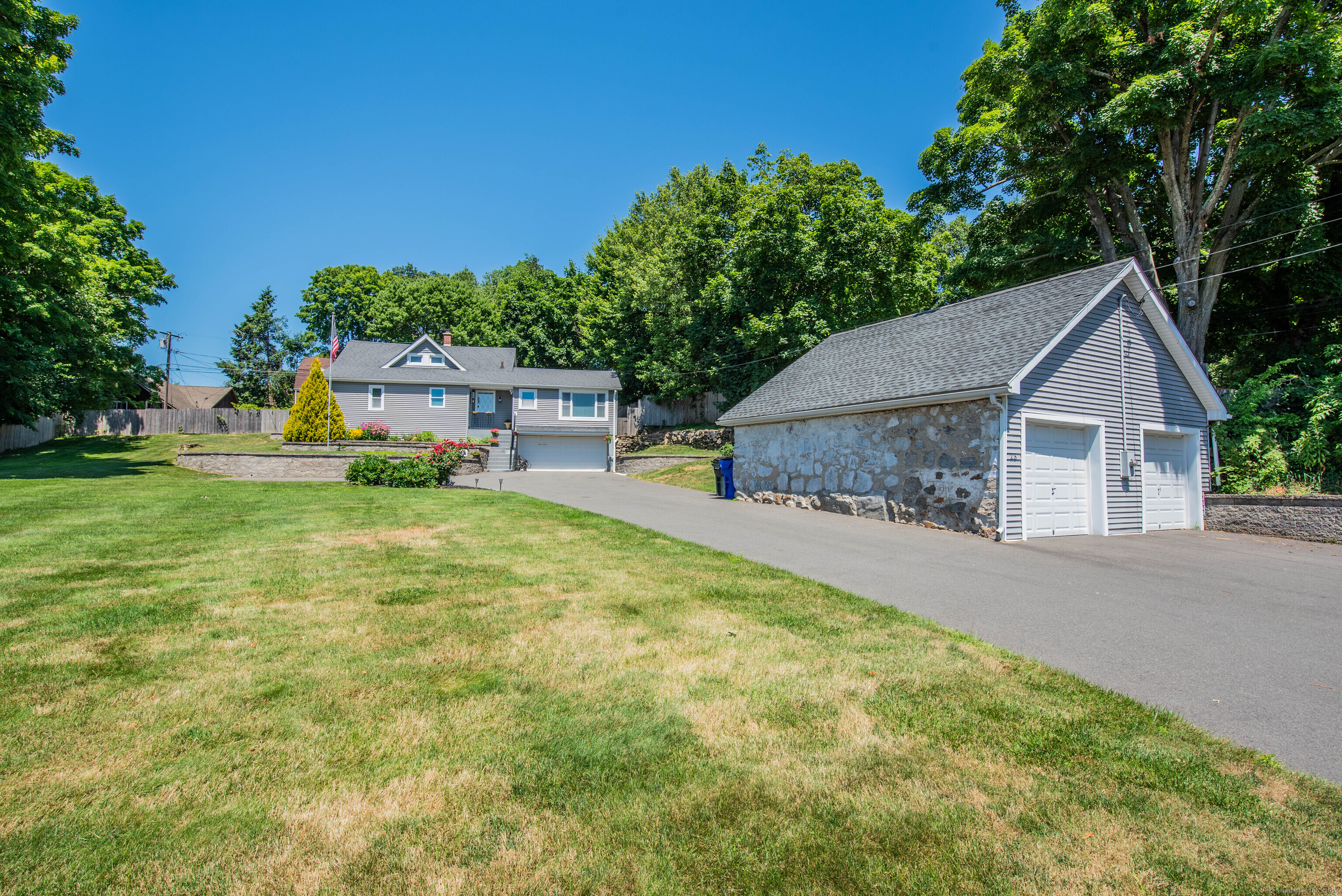 23 Hillcrest Avenue Watertown CT 06779