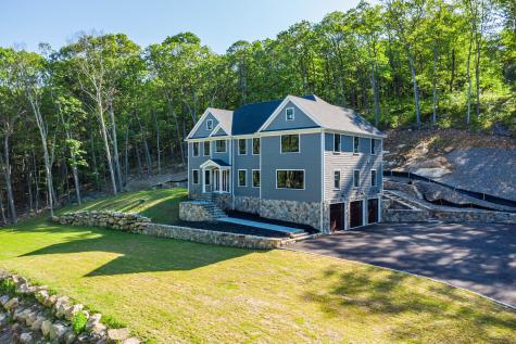 19 Ives Court Ridgefield CT 06877