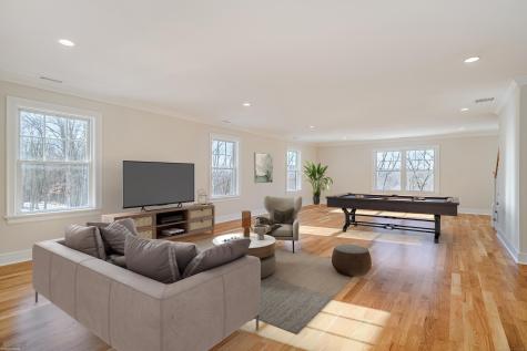 19 Ives Court Ridgefield CT 06877
