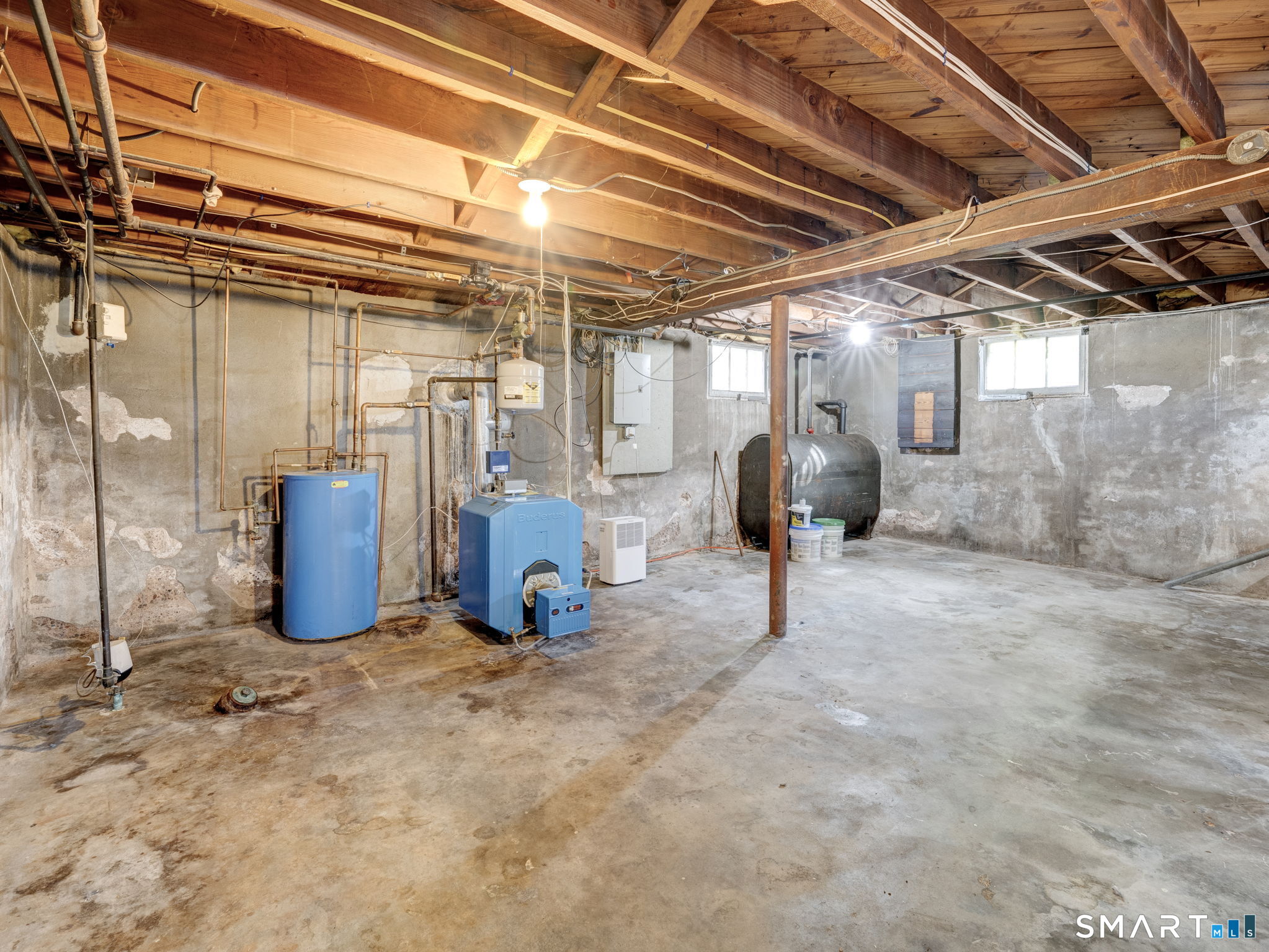 123 Glenwood Street Manchester CT 06040