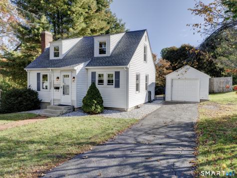 123 Glenwood Street Manchester CT 06040