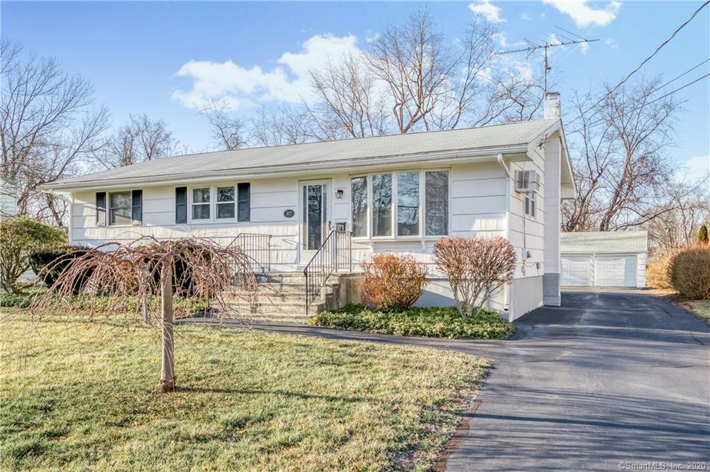 82 Valley View Road Milford CT 06461