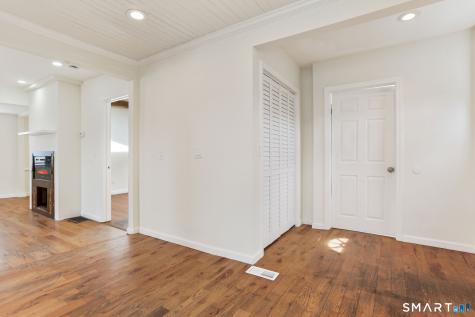 209 Trumbull Avenue Bridgeport CT 06606