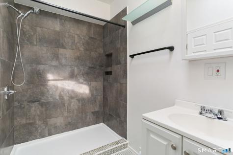 209 Trumbull Avenue Bridgeport CT 06606