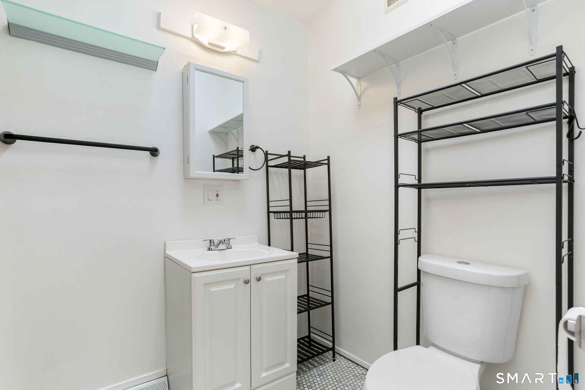 209 Trumbull Avenue Bridgeport CT 06606