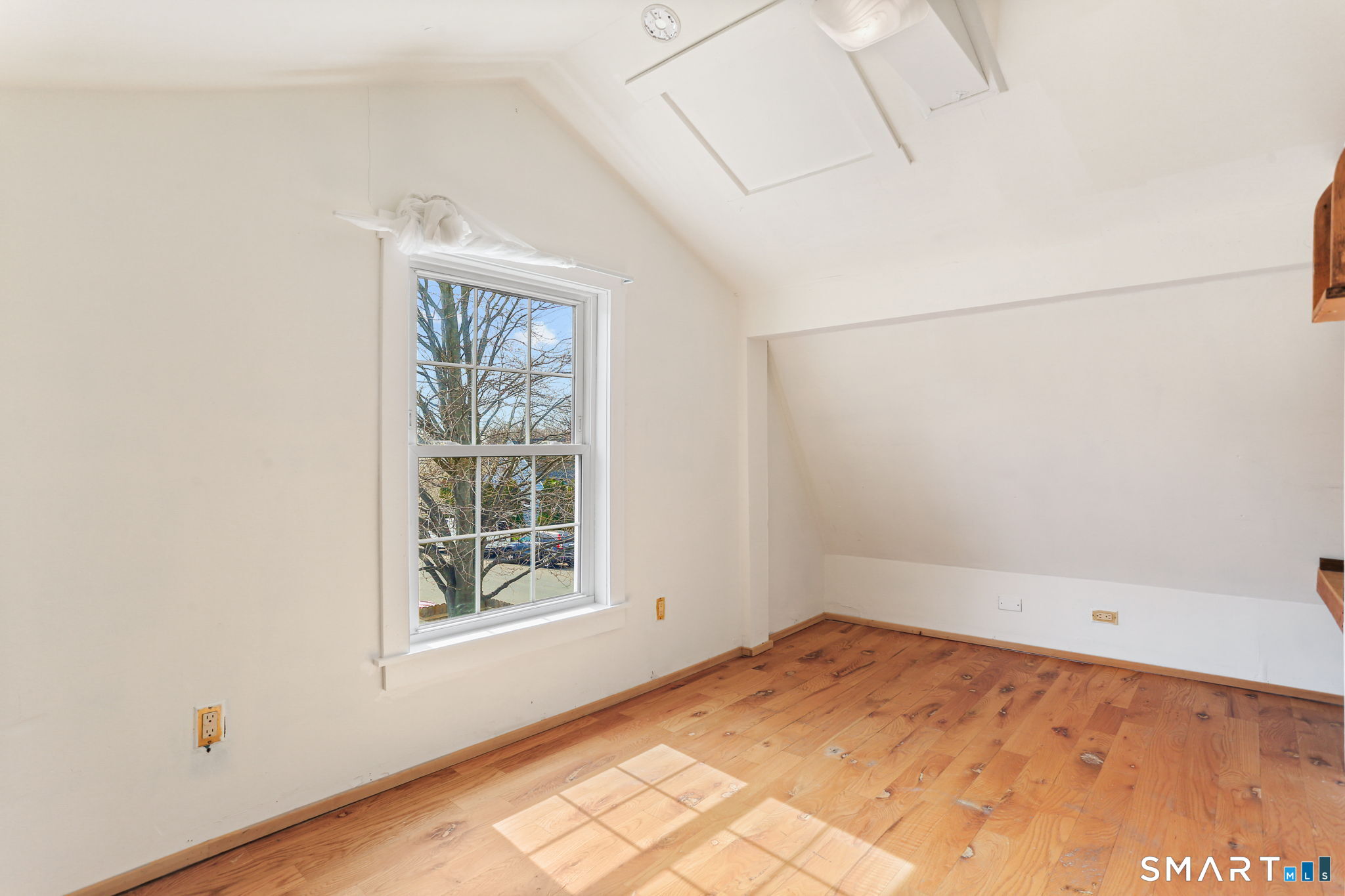 209 Trumbull Avenue Bridgeport CT 06606