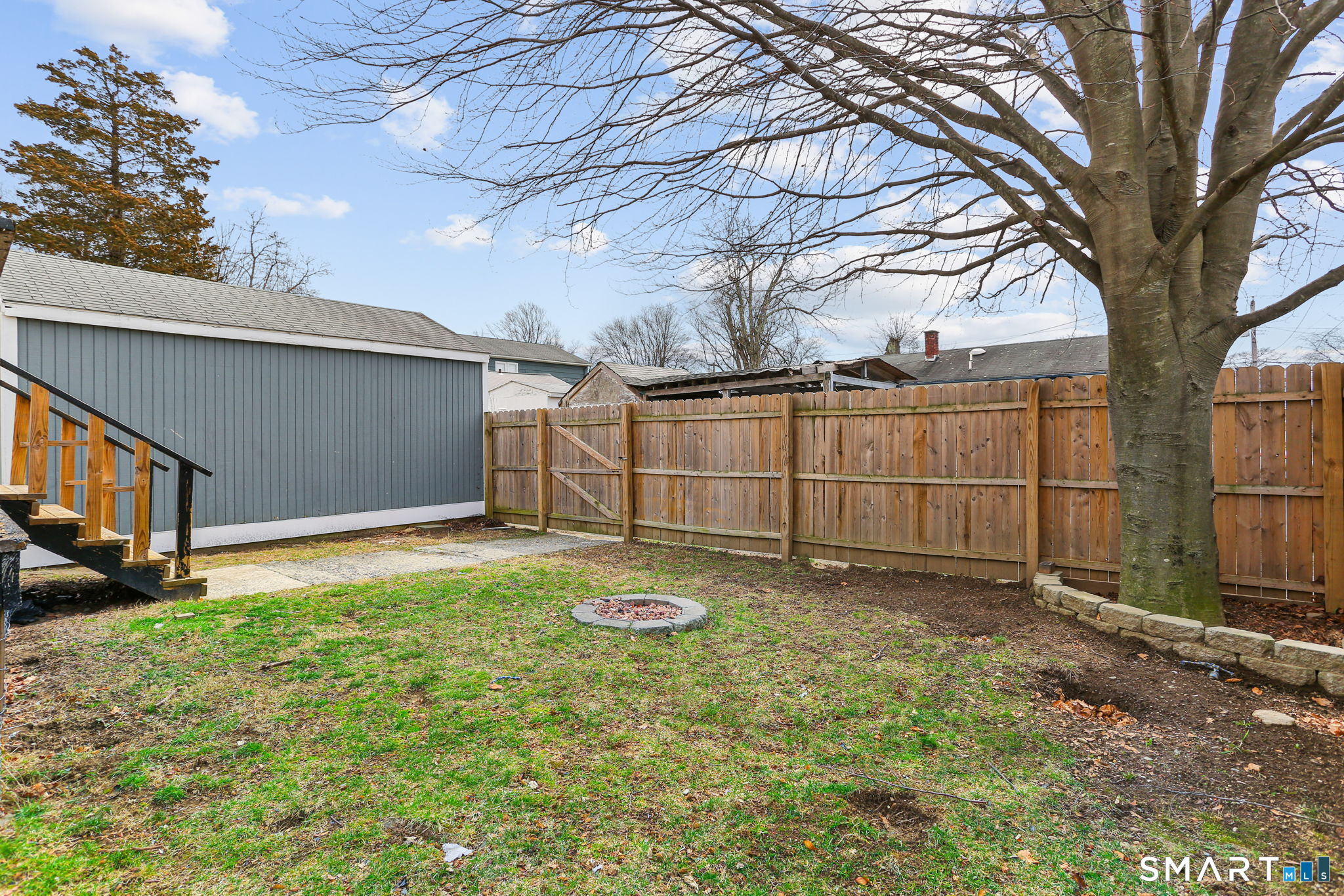 209 Trumbull Avenue Bridgeport CT 06606