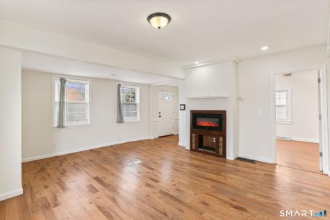 209 Trumbull Avenue Bridgeport CT 06606