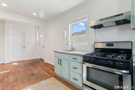 209 Trumbull Avenue Bridgeport CT 06606