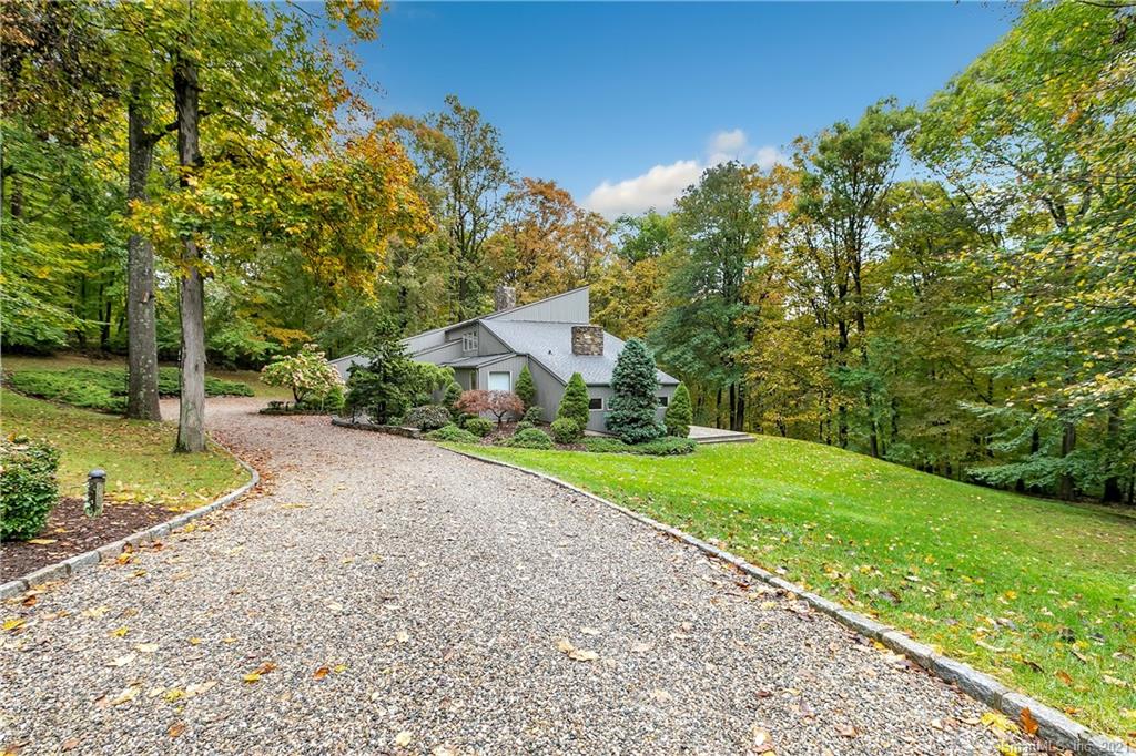1345 Fence Row Drive Fairfield CT 06824
