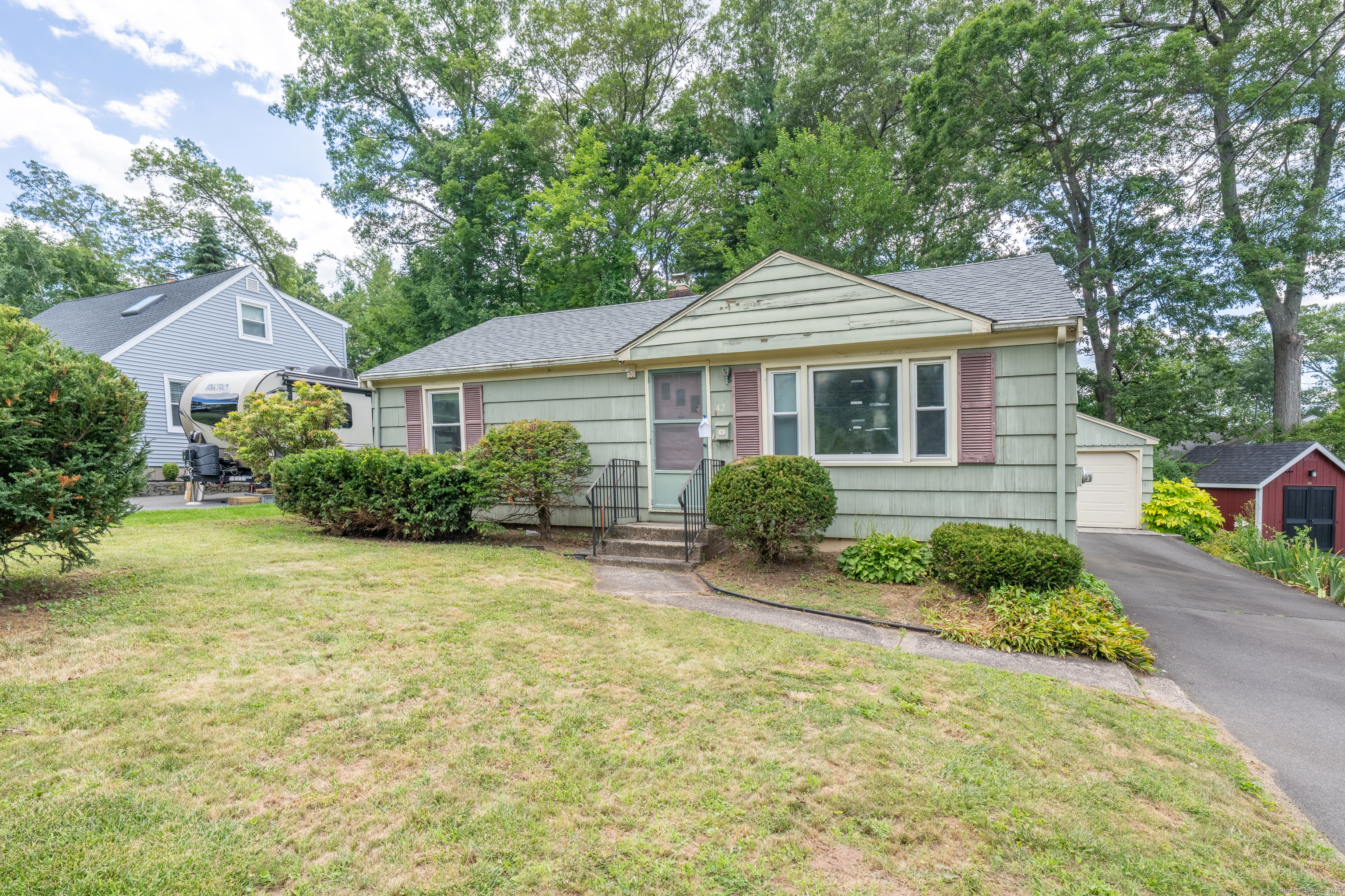 42 Hepworth Street Bristol CT 06010